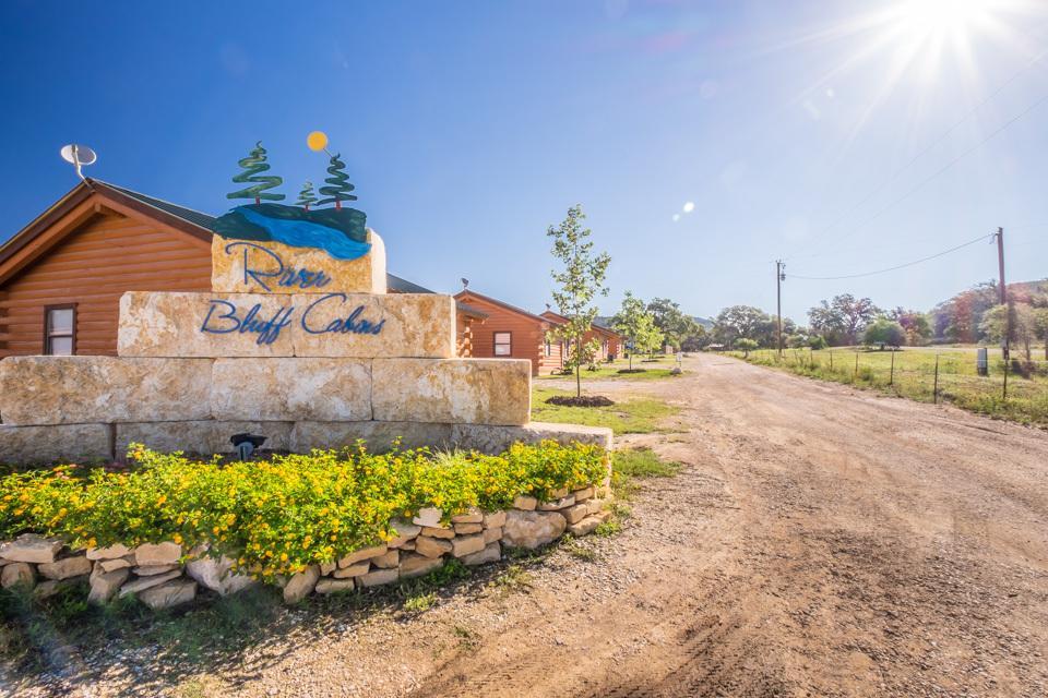 River Bluff Cabins Rio Frio Exterior foto