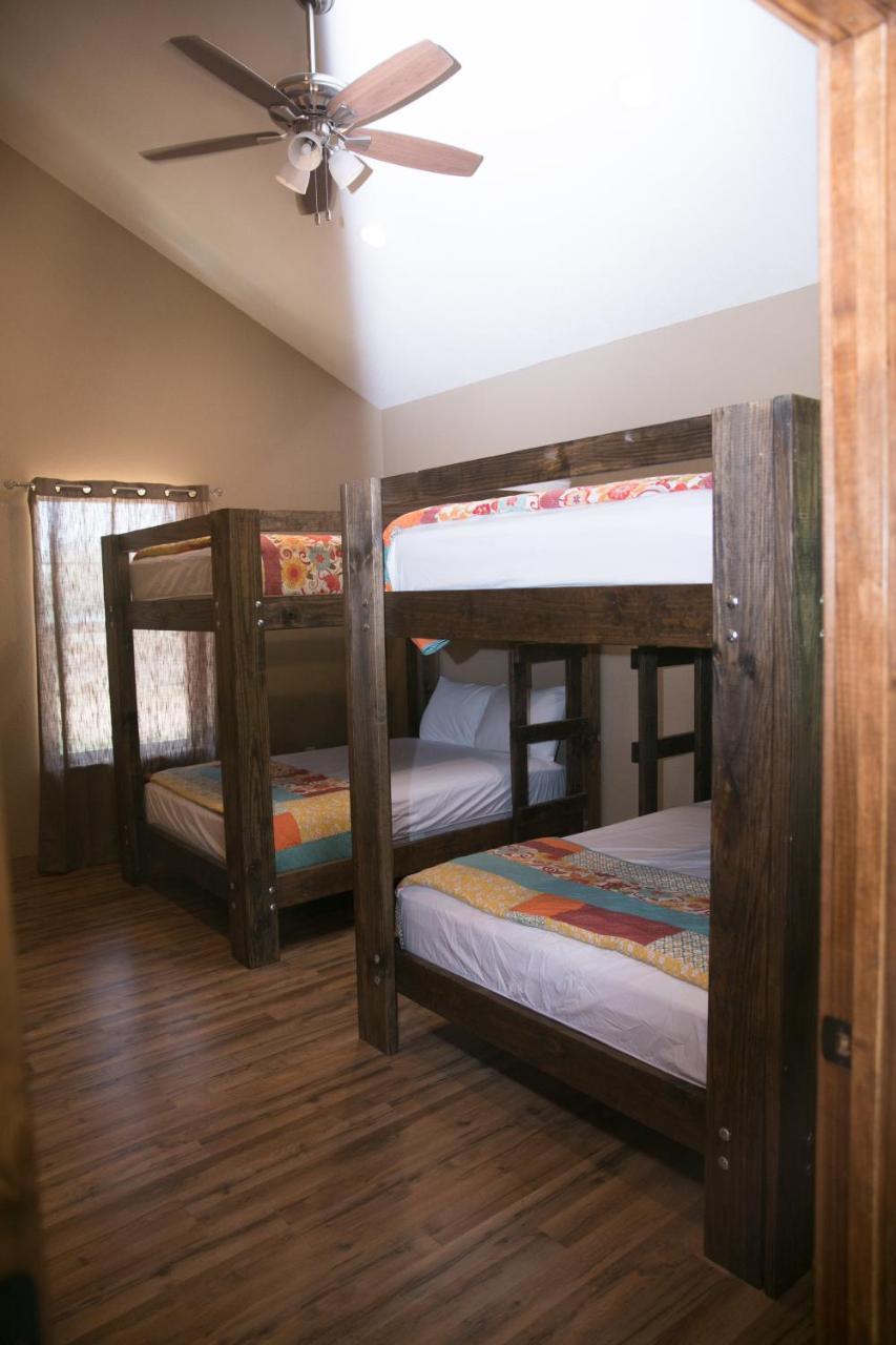 River Bluff Cabins Rio Frio Exterior foto